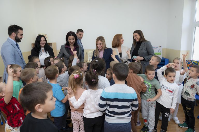 IMG-ec364d690d2bc7c85b3c471258fe321d-V
