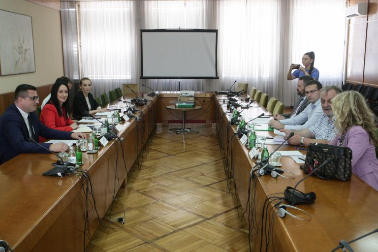UÈESNICI SASTANKA
