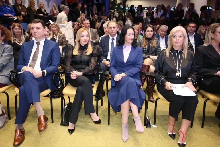 JELENA ARIÆ KOVAÈEVIÆ