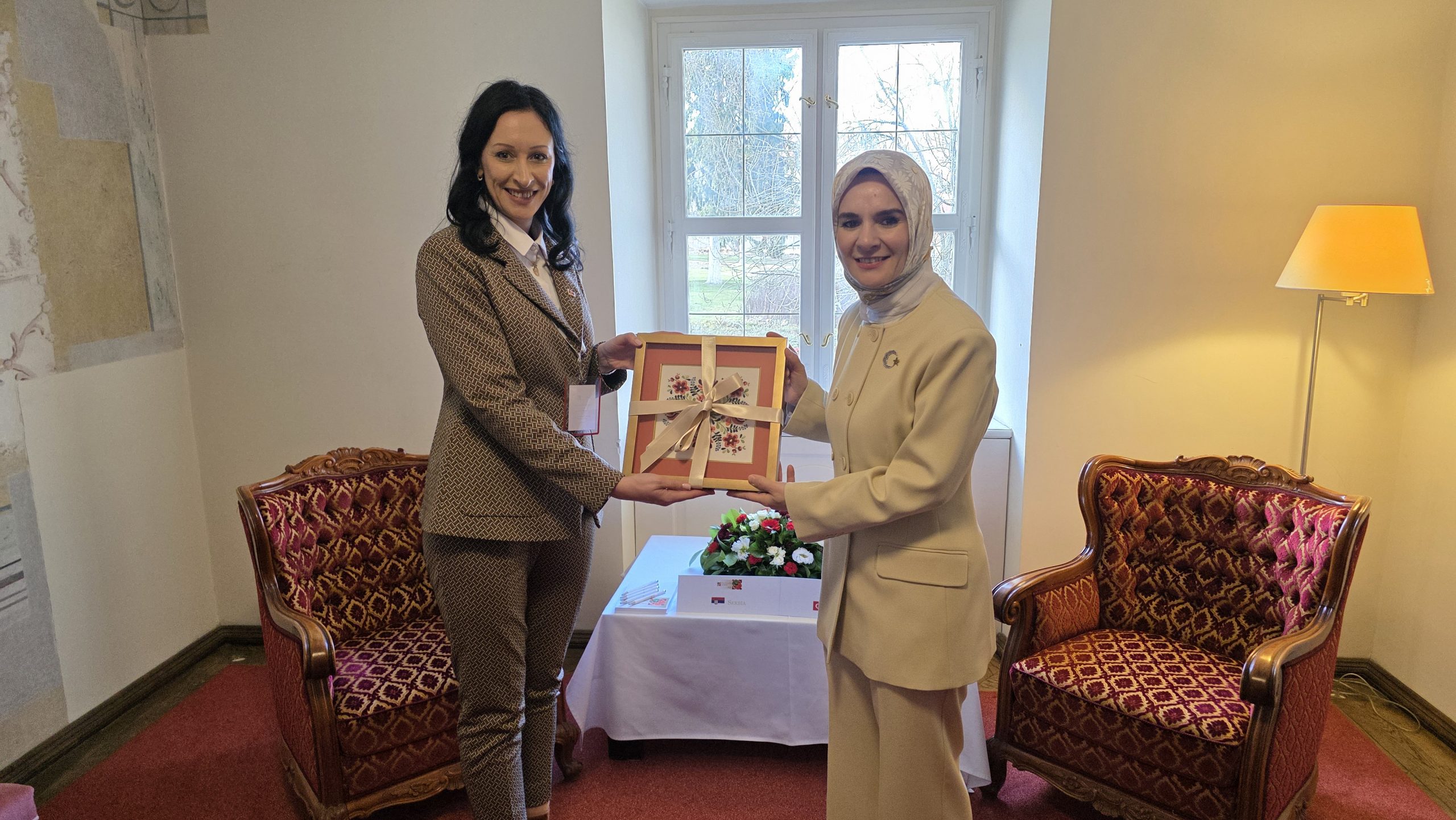 Жарић Ковачевић са турском министарком Гокташ: Породичне политике у фокусу стратешког партнерства