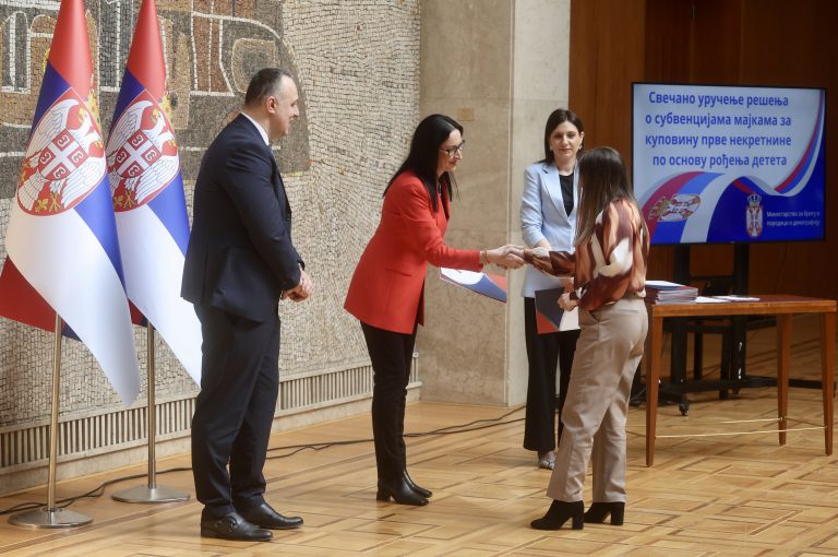 JELENA ARIÆ KOVAÈEVIÆ