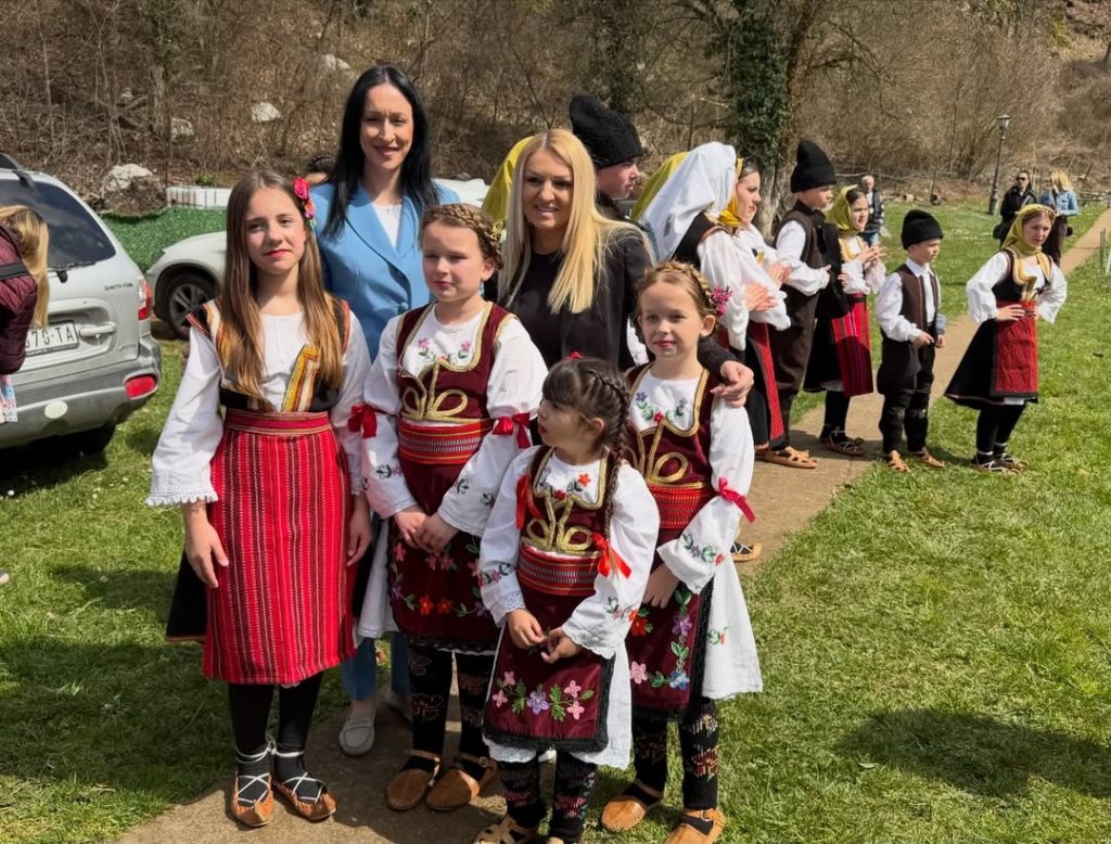 Бабушница: Захваљујући Јашаревићима опстала основна школа у селу Велико Боњинце