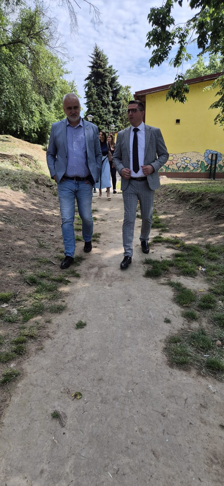 novi knezevac