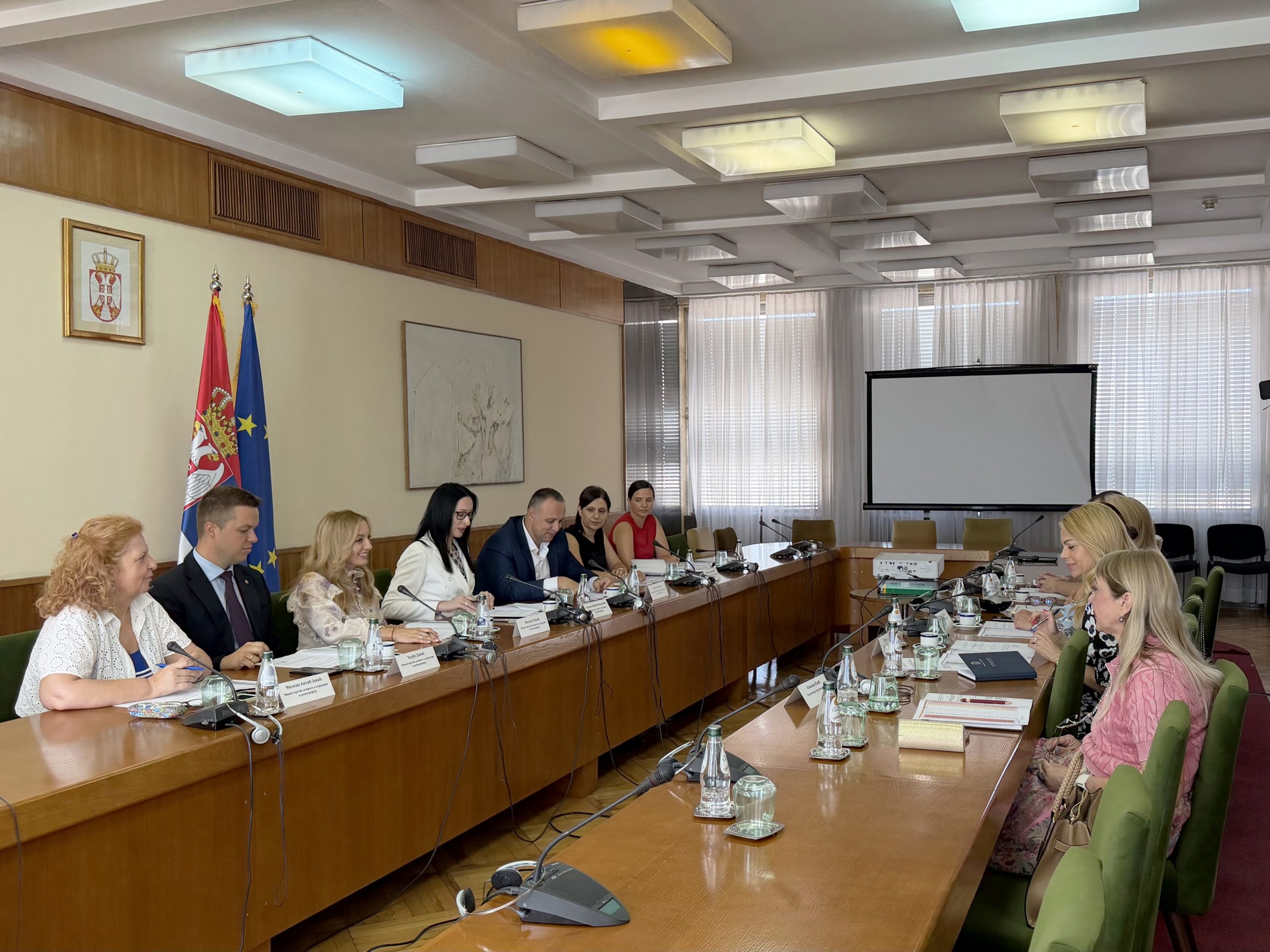 Жарић Ковачевић: Одобрена још 53 решења, подршка породицама без летње паузе
